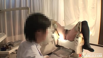 Peeking At The Medical Examination Of A Pregnant Woman With A Large Areola And Stomach free video