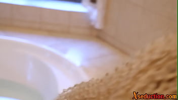 Ebony Perky Boobed Teen Fucked By Big Cock In Bathtub free video