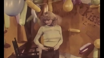 Dark Lantern Entertainment Presents 'A Vintage Christmas Balloon Shop free video