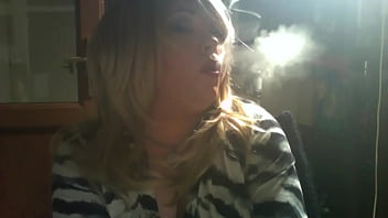 Bbw Domme Tina Snua Smoking A 120 Cigarette Close Up free video