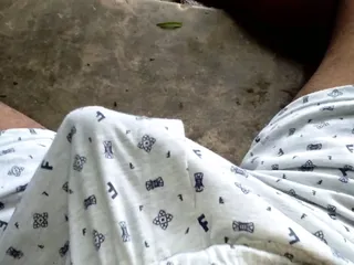 Desi Indian Aunty Outdoor Pissing And Fucked By Daddy free video