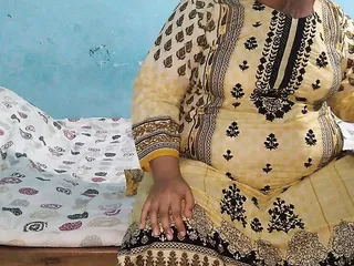 Neighbor Boy Pakistani Desi Hot Aunty Ki Chudai - Aria Mia (Hindi Coda Cudi) free video