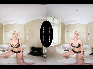 Stepmom Takes A Big One In Virtual Sex Pov free video